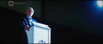 Exposing the difficulties
and risks of putting ideology - The Anarchists