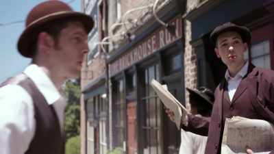 Extra, extra!
Read all about it! - True Terror with Robert Englund