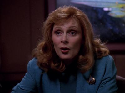 Eyes...  - Star Trek: The Next Generation