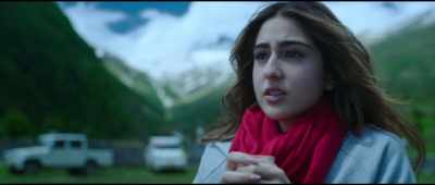 Eyes well with tears - Love Aaj Kal