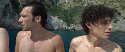 Fabietto, can you bring me a towel? - The Hand of God