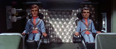 Face Dr Pierce He's got a gun - Thunderbirds Are GO