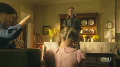 Fain would I dwell on form, - A Waltons Thanksgiving