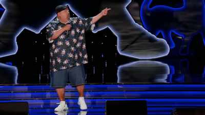 Fall - Gabriel Iglesias: Stadium Fluffy