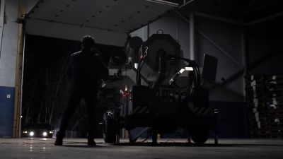 Fan out. - Blindspot