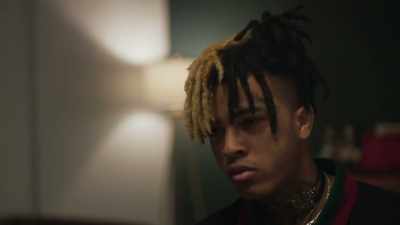 [fans cheering] - Look At Me: XXXTENTACION