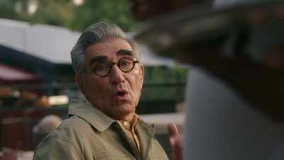 - Fanta... Ooh.
- [server chuckling] - The Reluctant Traveler with Eugene Levy
