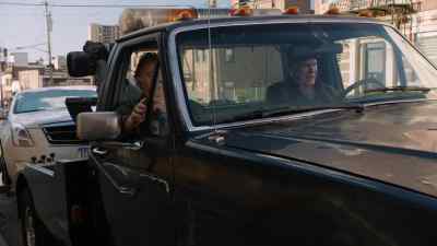 - Far enough?
- Yeah. - Sneaky Pete