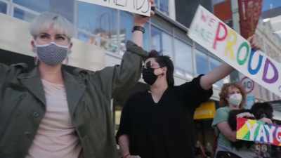 (FART)
(LAUGHS) - Miriam Margolyes: Australia Unmasked