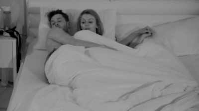 (FARTS) - Love Island