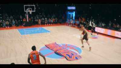 Fast break. - Running Point