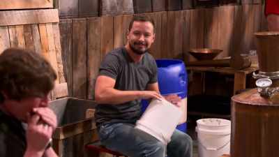[fast-tempo blues] - Moonshiners: Master Distiller