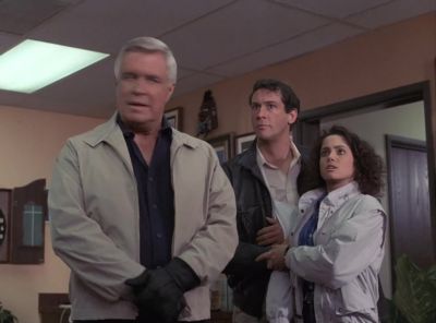Faster, faster.
Keep it moving, fool. - The A-Team
