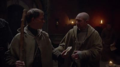 Father, please.
Come and sit by the fire. - The Last Kingdom