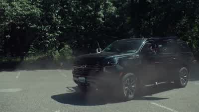 FBI! Get out of the car! Hands! Hands! - The Hunting Party