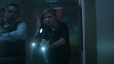 - FBI!
- [ Gunfire ] - The Rookie: Feds