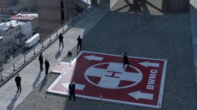 FBI just entered the lobby! - Blindspot