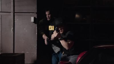 Fbi! Put your hands
on your head! - The Mentalist