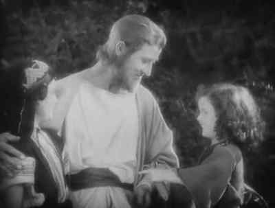 Fearlessly, she flirted with Kuds. - The King of Kings