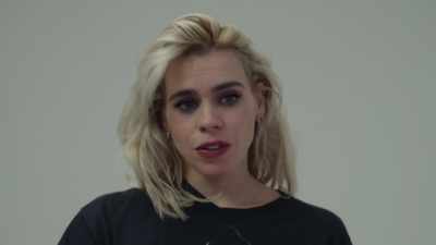 ♪ February made me shiver ♪ - I Hate Suzie