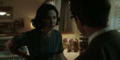 Fedora hat?
Trench coat? - Project Blue Book