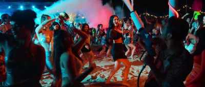 Feel high, feel this high
Join hands with me - Hi Nanna