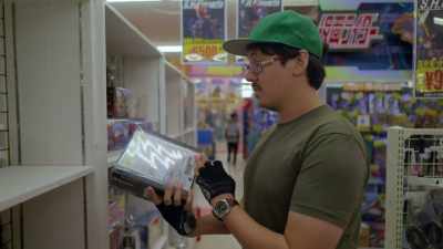 Feel sorry for those people
in Walmart. That's terrible. - Q: Into the Storm