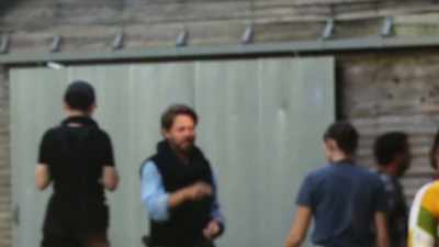 - [Felipe] Yeah, let's do it.
- [Izzy] Come on. Geoff. - Going Nowhere