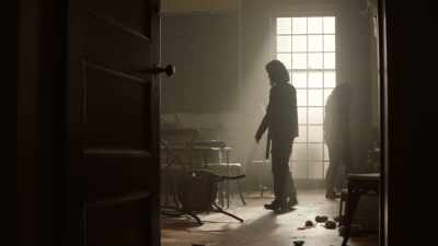Felix isn't gonna lastanother mile on his foot, - The Walking Dead: World Beyond