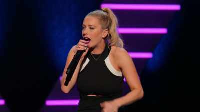 "Female comic assumes gender-roles." - Iliza Shlesinger: Unveiled
