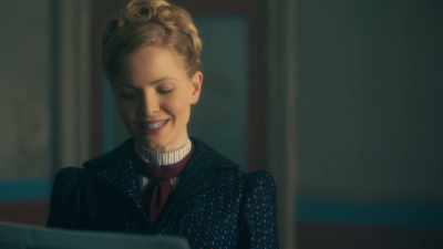 FEMALE DETECTIVE CRACKS CASE
OF GHOSTLY TERROR." - Miss Scarlet and the Duke