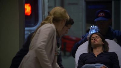Female, late 20s,
tonic-clonic seizure. - House