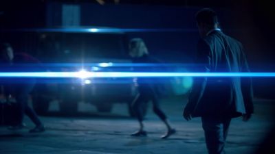 [female vocalist singing,
lyric indistinct] - Marvel's Runaways