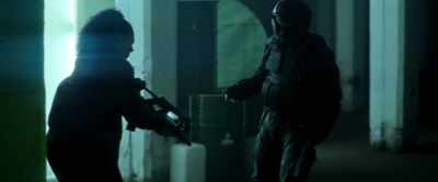 Female voice: Stun mode. - Kill Mode