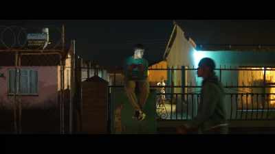 Fez, the food is ready, boy-boy.
Come inside. - The Queenstown Kings