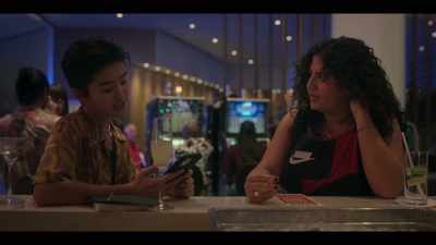 "FF" is when the press
gets time to "File and Feed." - The Girls on the Bus