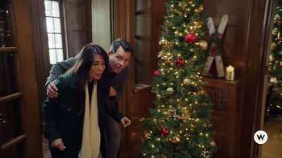 ♪ Fi, fi, fi, fi, fi - We Wish You a Married Christmas