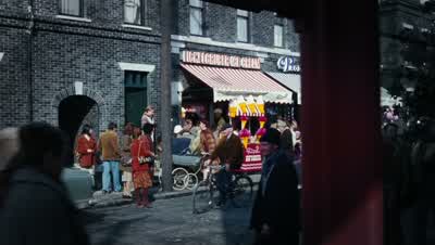 Fickelgruber started making... - Charlie and the Chocolate Factory
