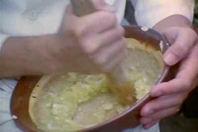♪♪[Fiddles, Guitars: Cajun] - Garlic Is as Good as Ten Mothers