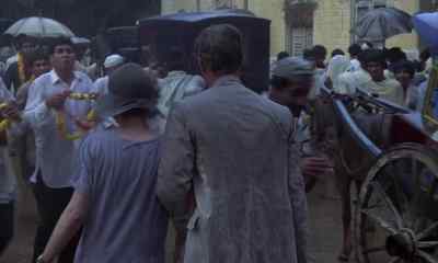 FIELDING: There we are.
Congratulations, sir. - A Passage to India