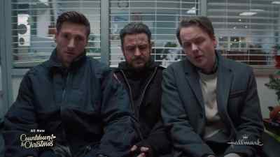 Fifty-two consecutive
Christmas shows... fifty-two. - Three Wiser Men And A Boy