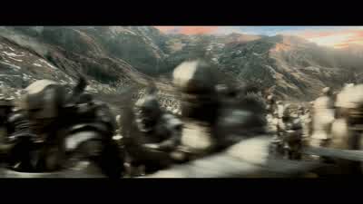 Fili: I'm going over the wall. - The Hobbit: The Battle of the Five Armies