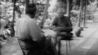 (film beeps) - To End All War: Oppenheimer & the Atomic Bomb