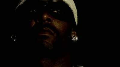 [film projector clicking] - Surviving R. Kelly