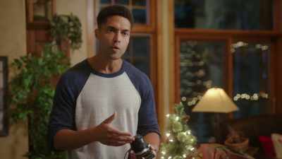 Film provides a way higher
dynamic range. - A Picture Perfect Holiday