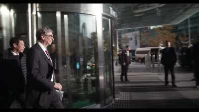 Finally, after five years
of all this planning, - Inside Bill's Brain: Decoding Bill Gates
