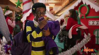- Finally someone who gets it.
- This is the worst news ever. - A Loud House Christmas