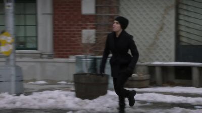 Finch, I've got eyes on a sniper. - Person of Interest