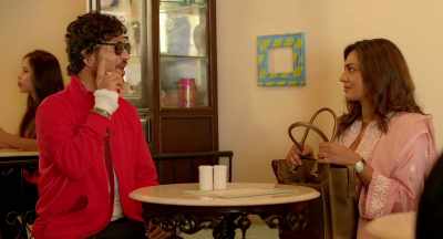 Find out who ran so much! - Qarib Qarib Singlle