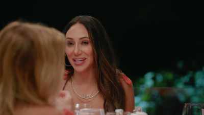 - Fine.
- Is it the same question? - The Real Housewives Ultimate Girls Trip